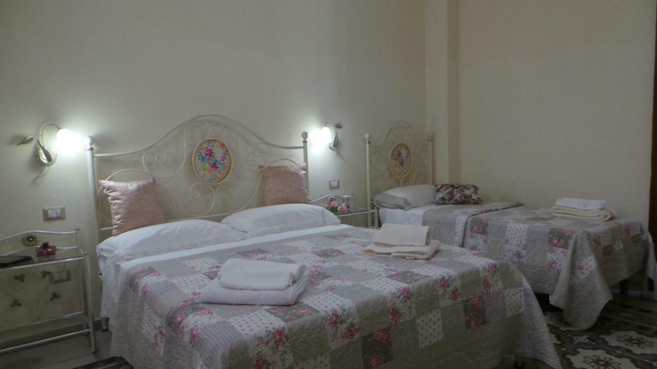 Oasi Ottocento Bed & Breakfast Quartu Sant'Elena Exterior photo